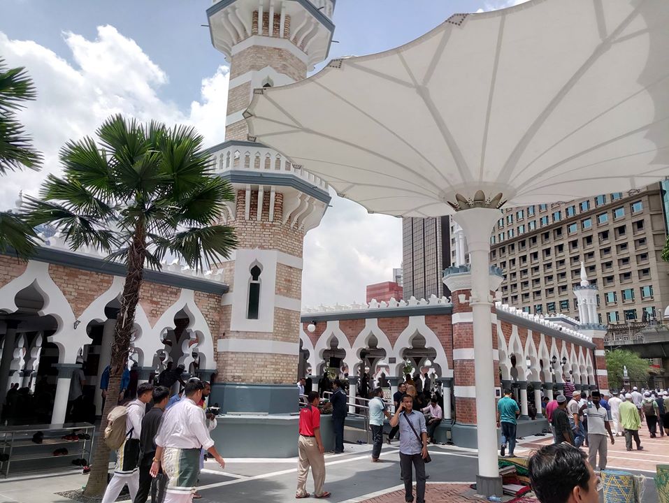 Masjid Jamek hovlisi - Jumadan so'ng