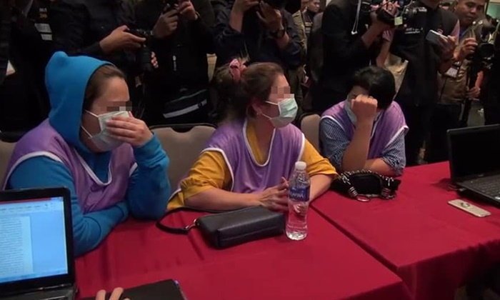 Bangkokda qo'lga tushgan fohishalar